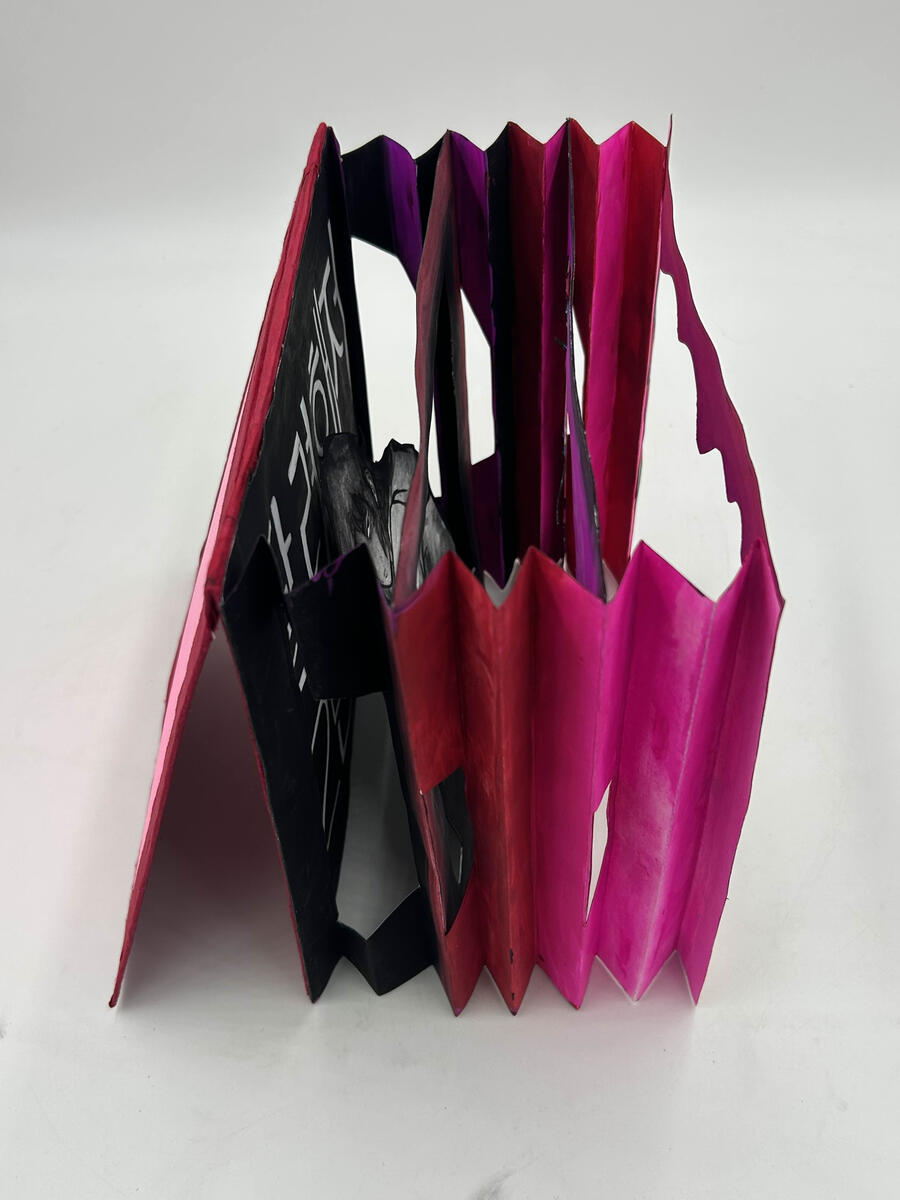 RUNNING 20K LEAGUES - left view